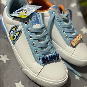 Shoes sneakers tennis - White Orange and Blue